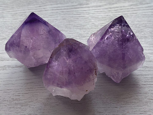 Amethyst Flat Bottom Point